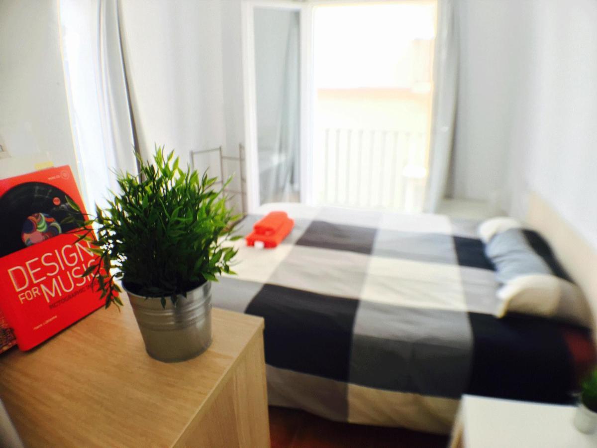 Appartamento Centro + Wifi+ 2 Camas De Matrimonio +Playa Cadice Esterno foto